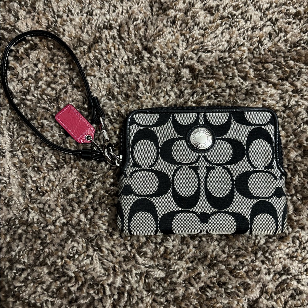 Small coach wristlet wallet signature with card slots